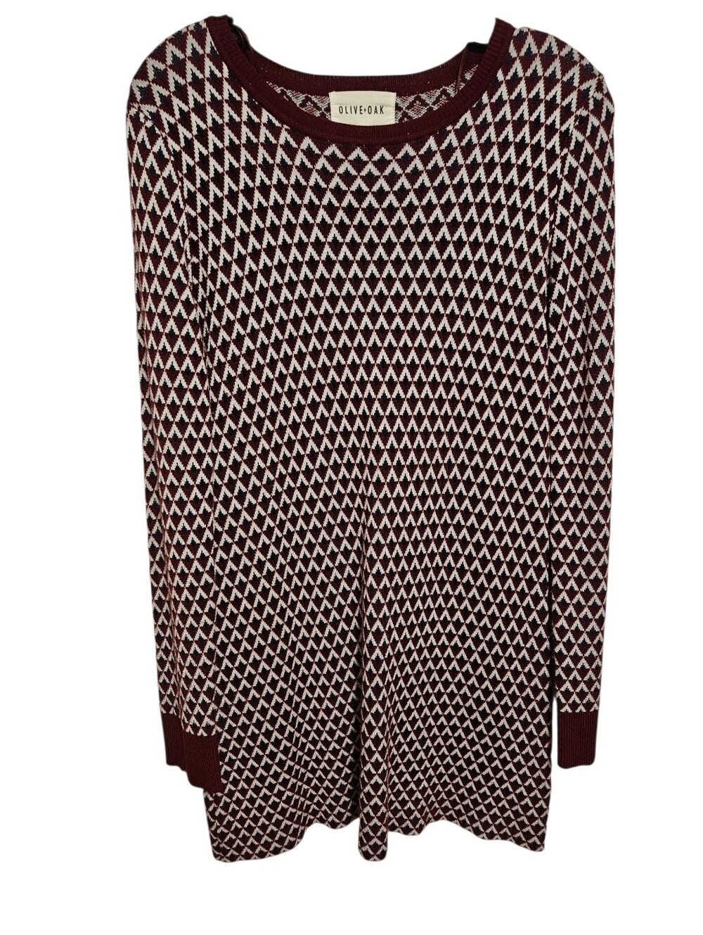 Olive + Oak Women's Burgundy and Cream Patterned Sweater Size Med